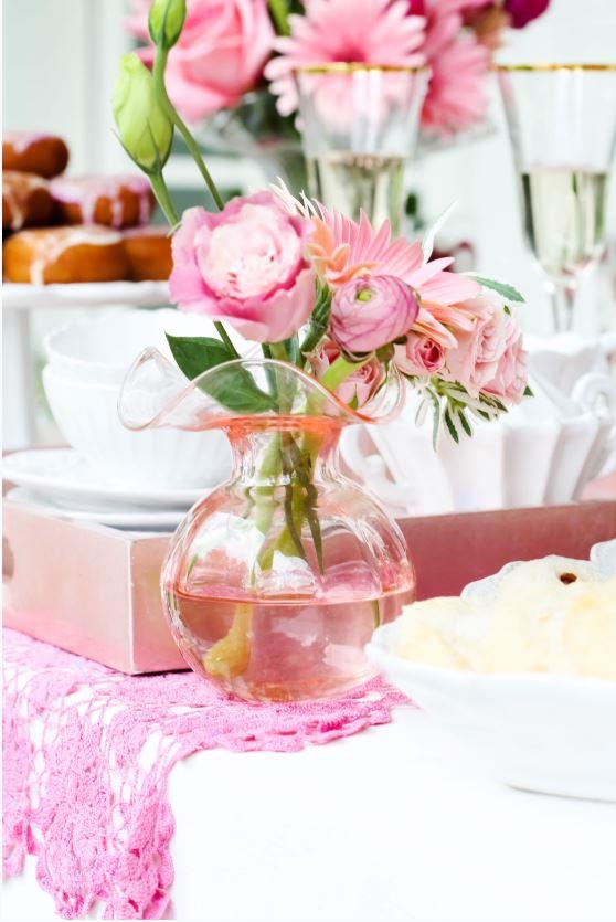 Vietri - Hibiscus Glass- Clear Fluted Vase - Large