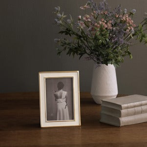 Beatriz Ball - Encanto - Jason Frame - 4x6 - Cream