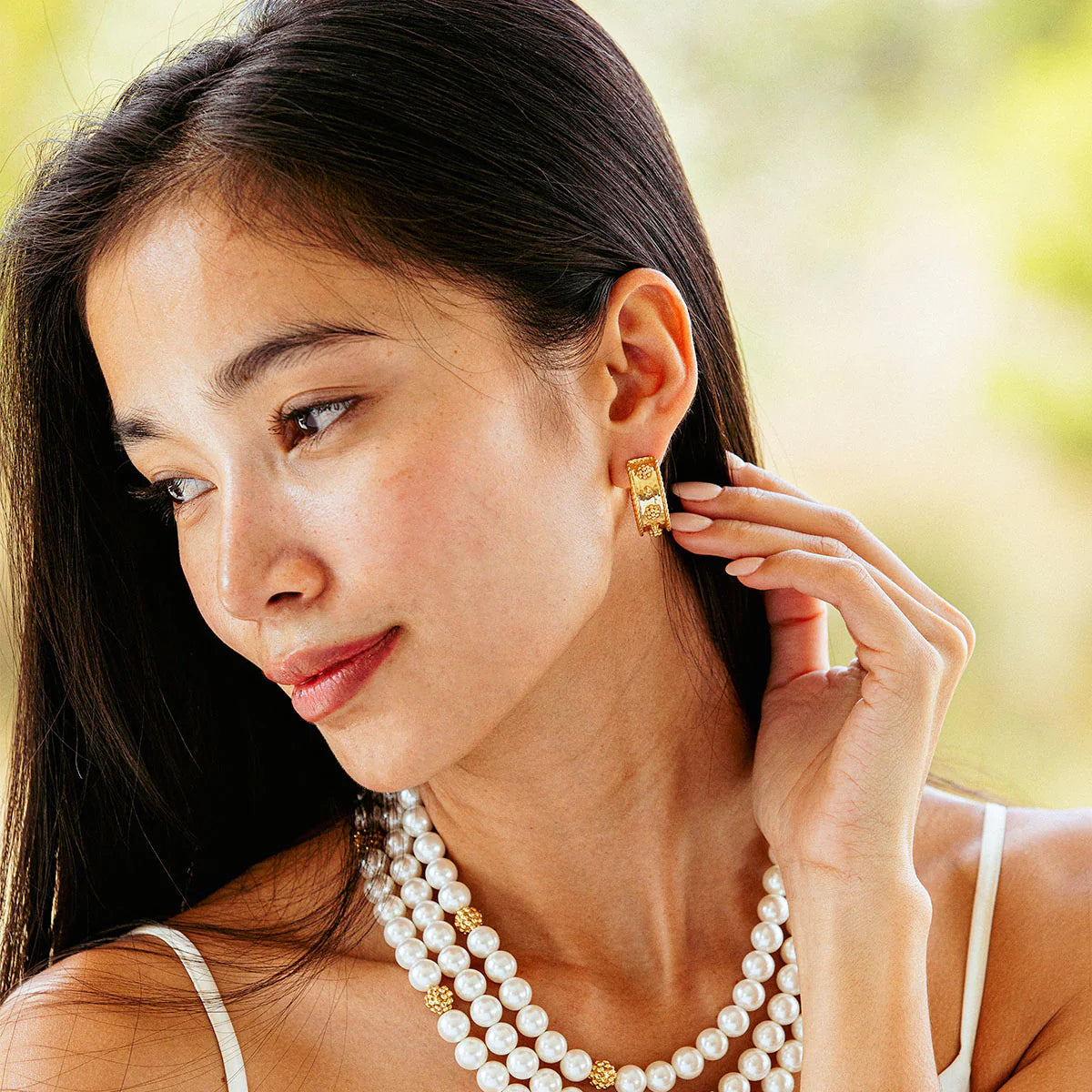Capucine de Wulf - Earrings Hoop - Berry Classic Small Hoop - Gold - Findlay Rowe Designs