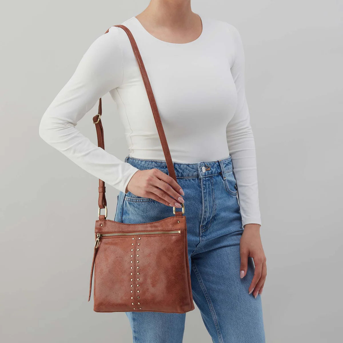 Hobo - Cambel Crossbody - Buffed Leather - Burnished Saddle - Findlay Rowe Designs