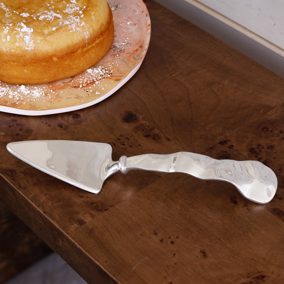 Beatriz Ball - Cake Server - Vento - Findlay Rowe Designs