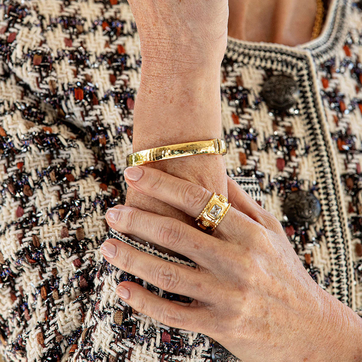 Capucine de Wulf - Ring - Berry Hammered Band - Gold-Cubic Zirconia - Findlay Rowe Designs
