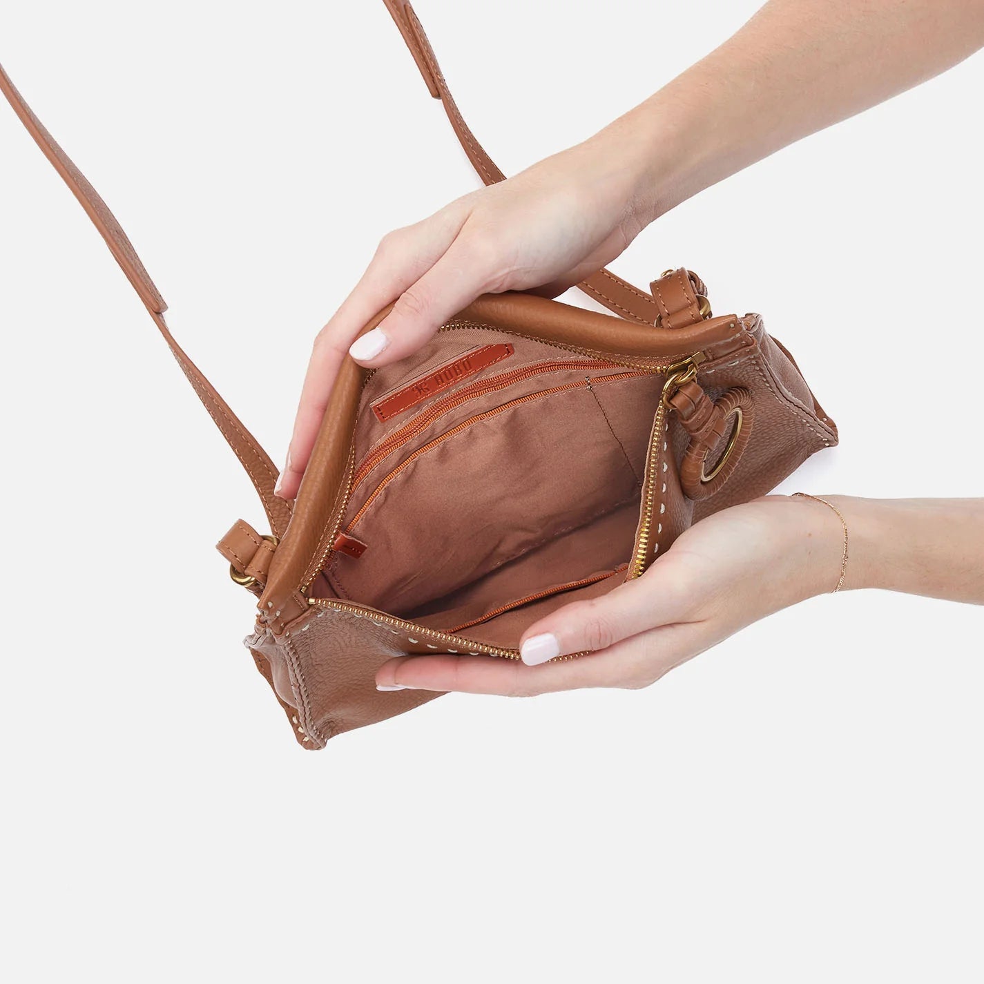 Hobo - Austin Medium Crossbody - Warm Honey - Findlay Rowe Designs