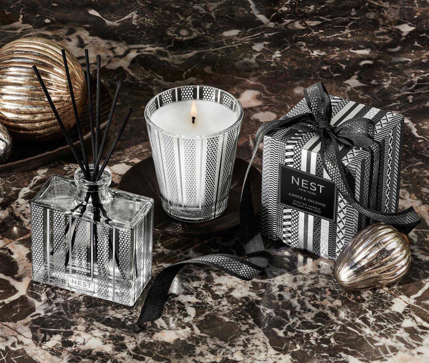 NEST - Classic Candle 8.1 oz - Amber and Incense - Findlay Rowe Designs