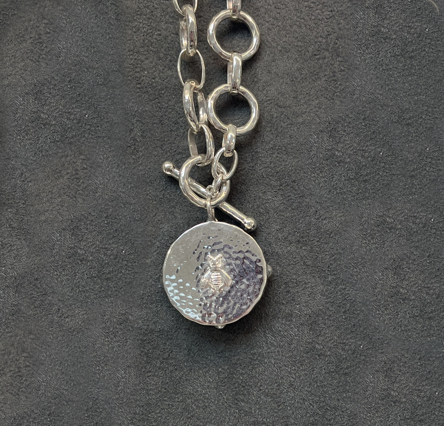 Julie Vos - Necklace - Silver - Honeybee Demi - Pearl - Findlay Rowe Designs