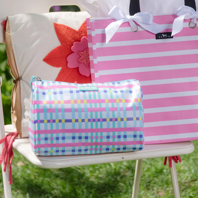 Scout - Packin' Heat - Pretty in Picnic - Findlay Rowe Designs
