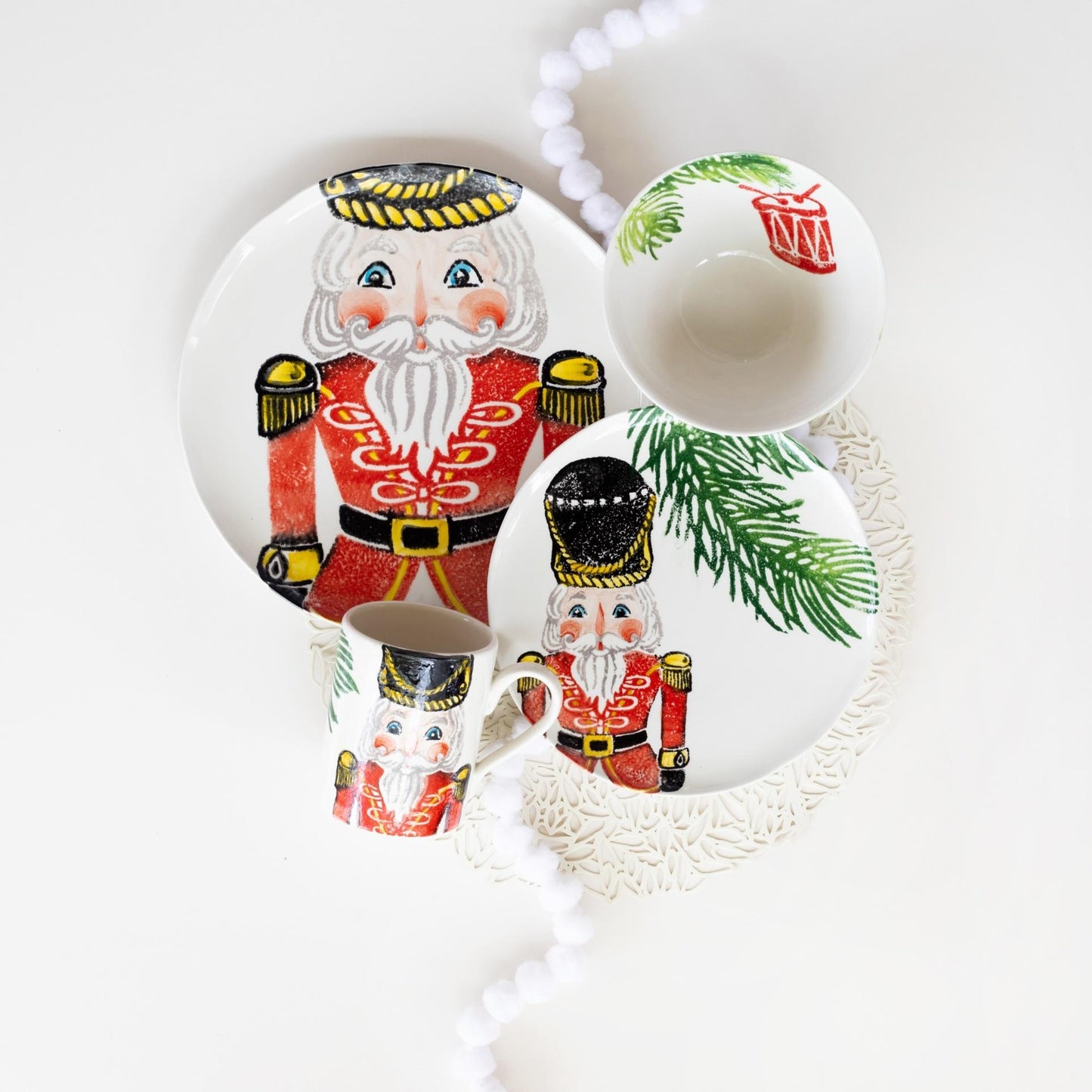 Vietri - Nutcrackers Cake Stand