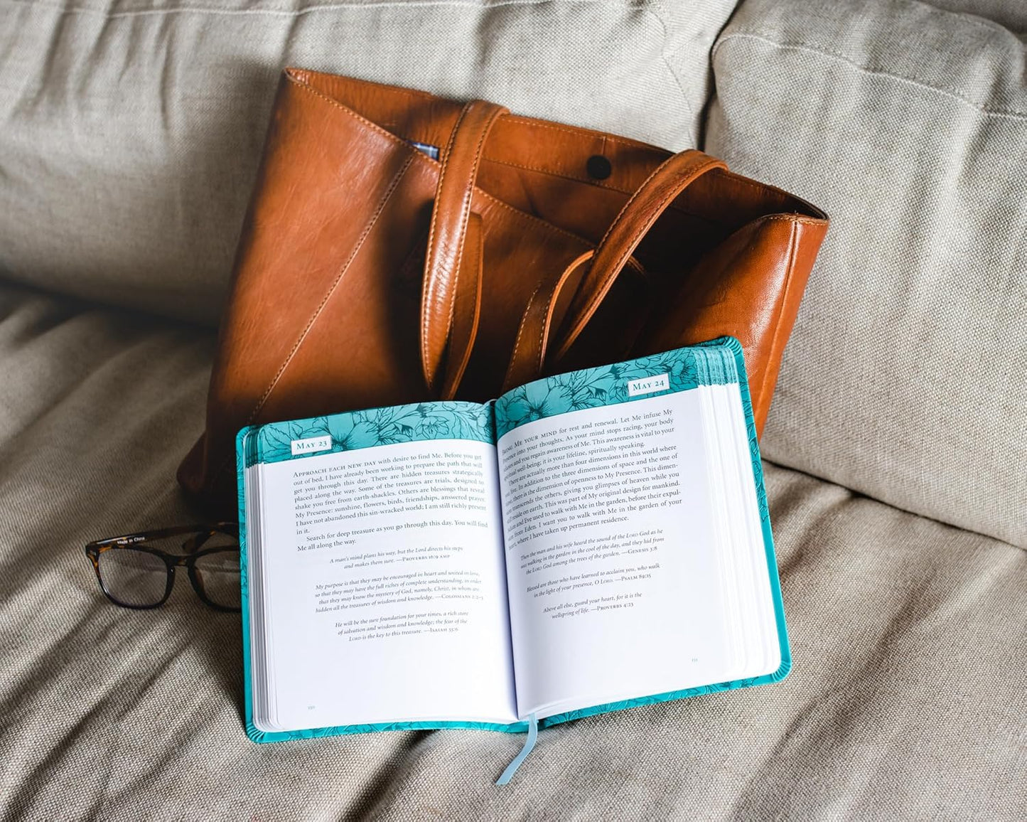 Jesus Calling, Large Text Teal Leathersoft - Findlay Rowe Designs