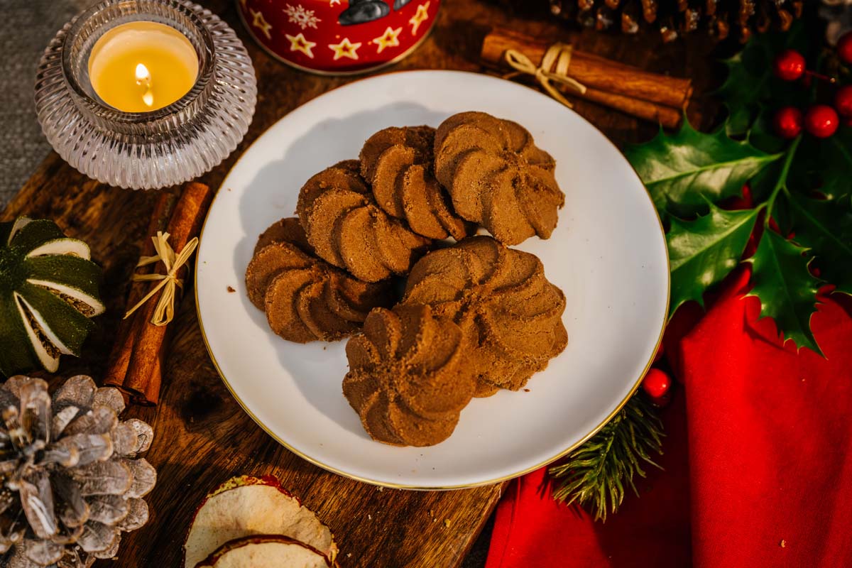 Farmhouse Biscuits - Cookie Tube - Christmas Nutcracker Chocolate Whirl