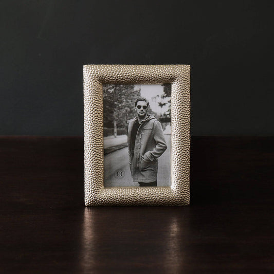 Beatriz Ball - 4X6 frame - Sierra Modern Georgina (Gold) - Findlay Rowe Designs