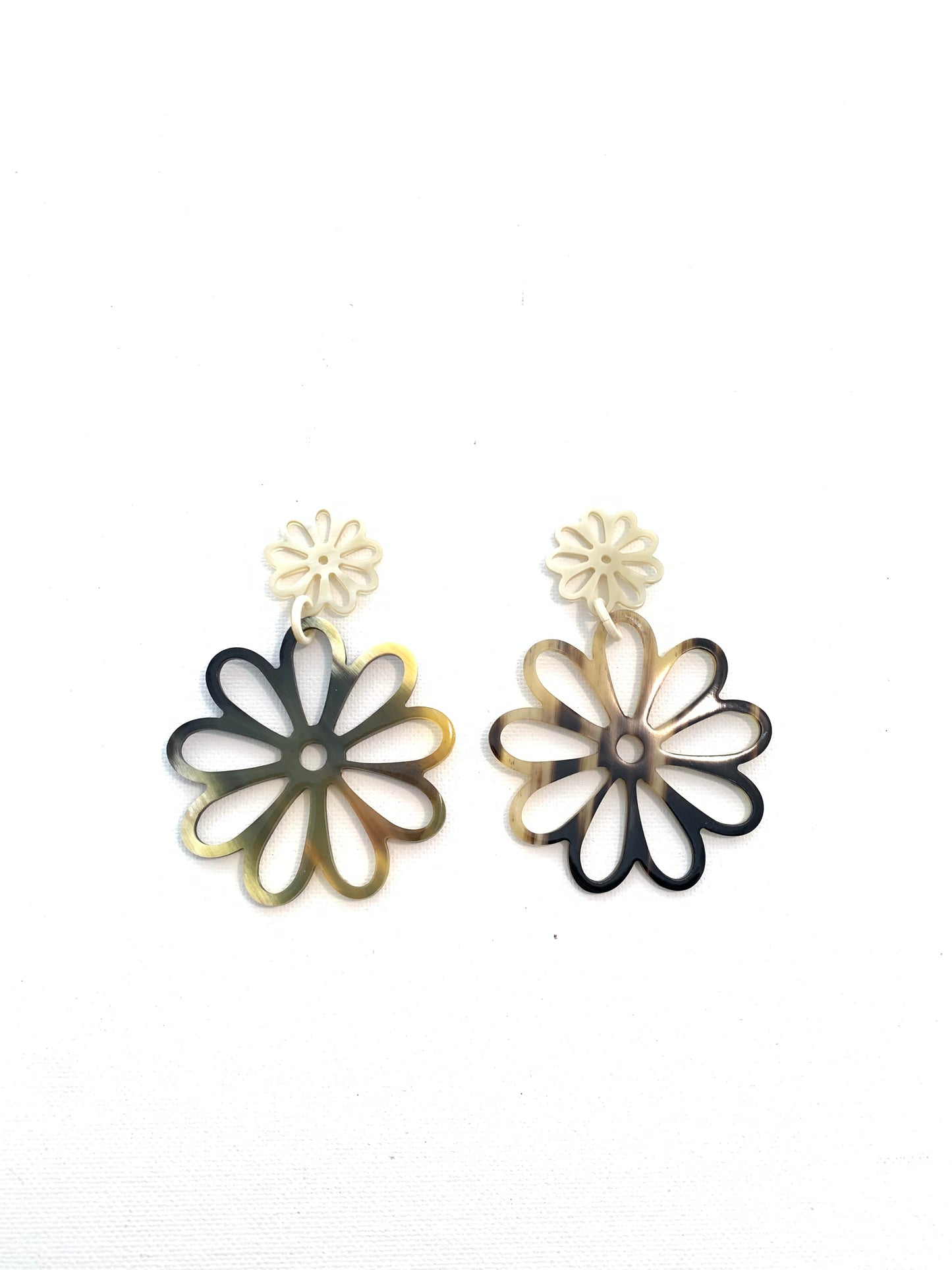 Accessory Jane - Earrings - Dahlia - Natural Horn - Findlay Rowe Designs