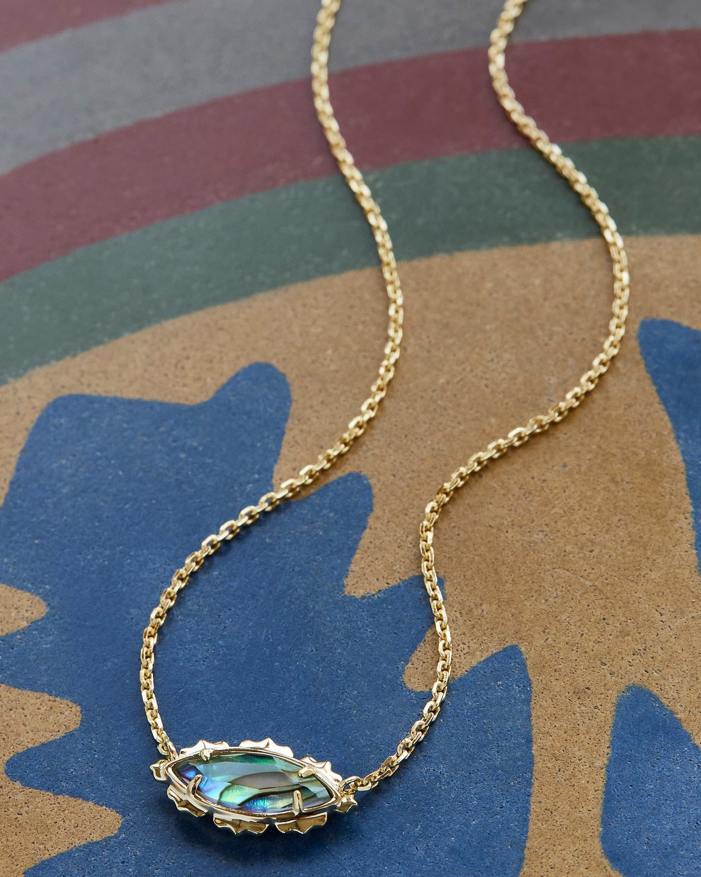 Kendra Scott - Genevieve Gold Short Pendant Necklace - Abalone - Findlay Rowe Designs