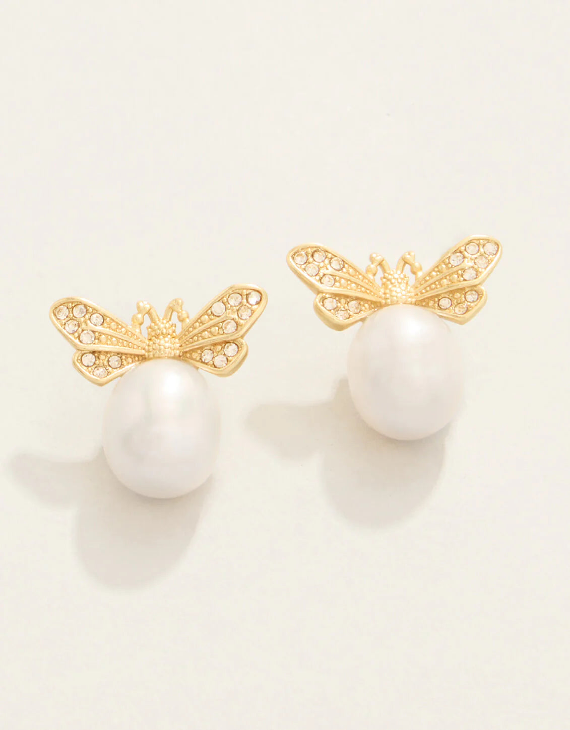 Spartina - Earrings - Vintage Bee Bauble Stud - Pearl - Findlay Rowe Designs