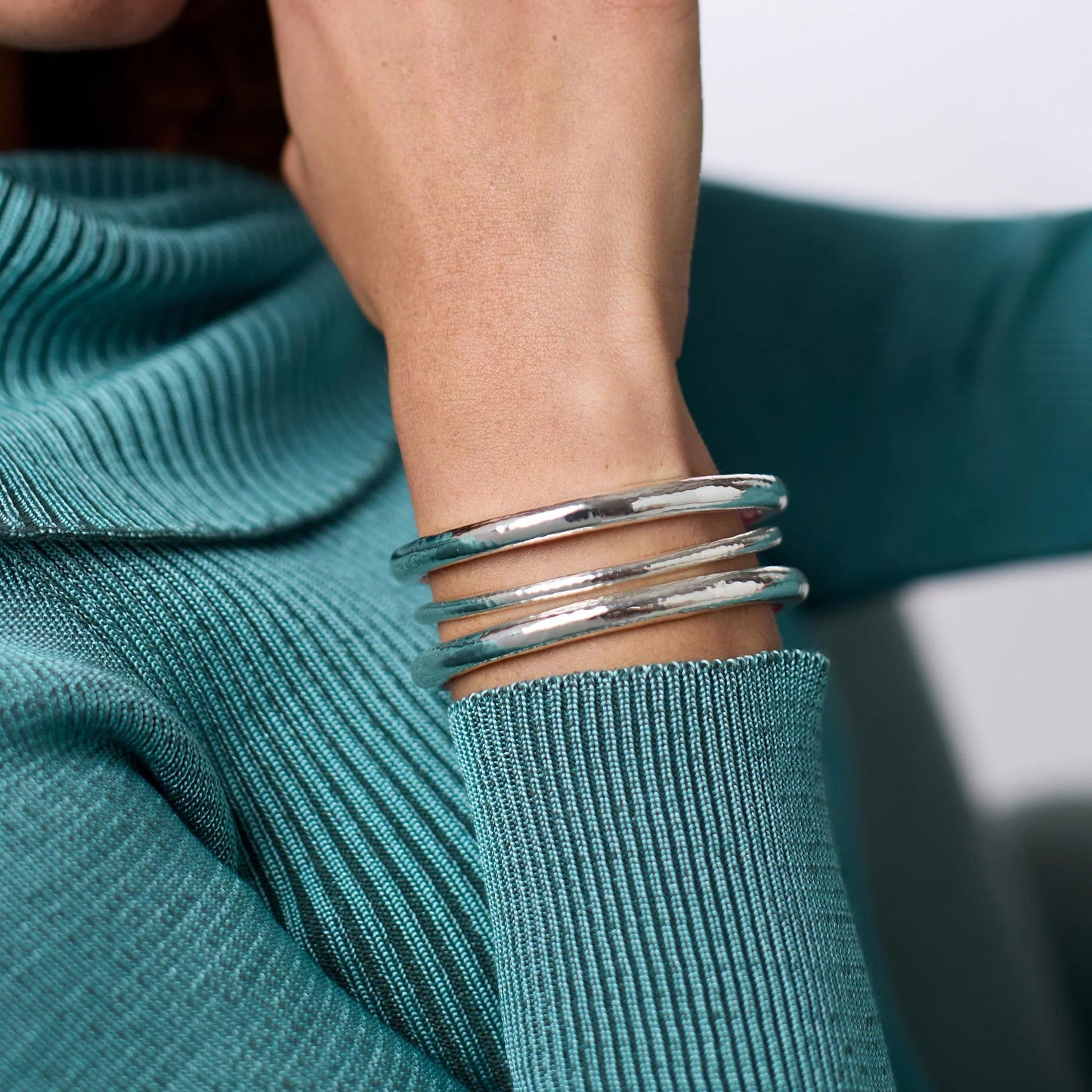 Julie Vos - Bracelet - Havana Demi Bangle - Silver - Medium - Findlay Rowe Designs