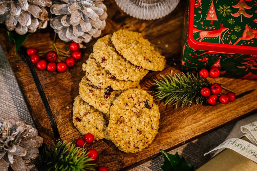 Farmhouse Biscuits - Cookie Tin - Winter Animals Cranberry Orange Chocolate