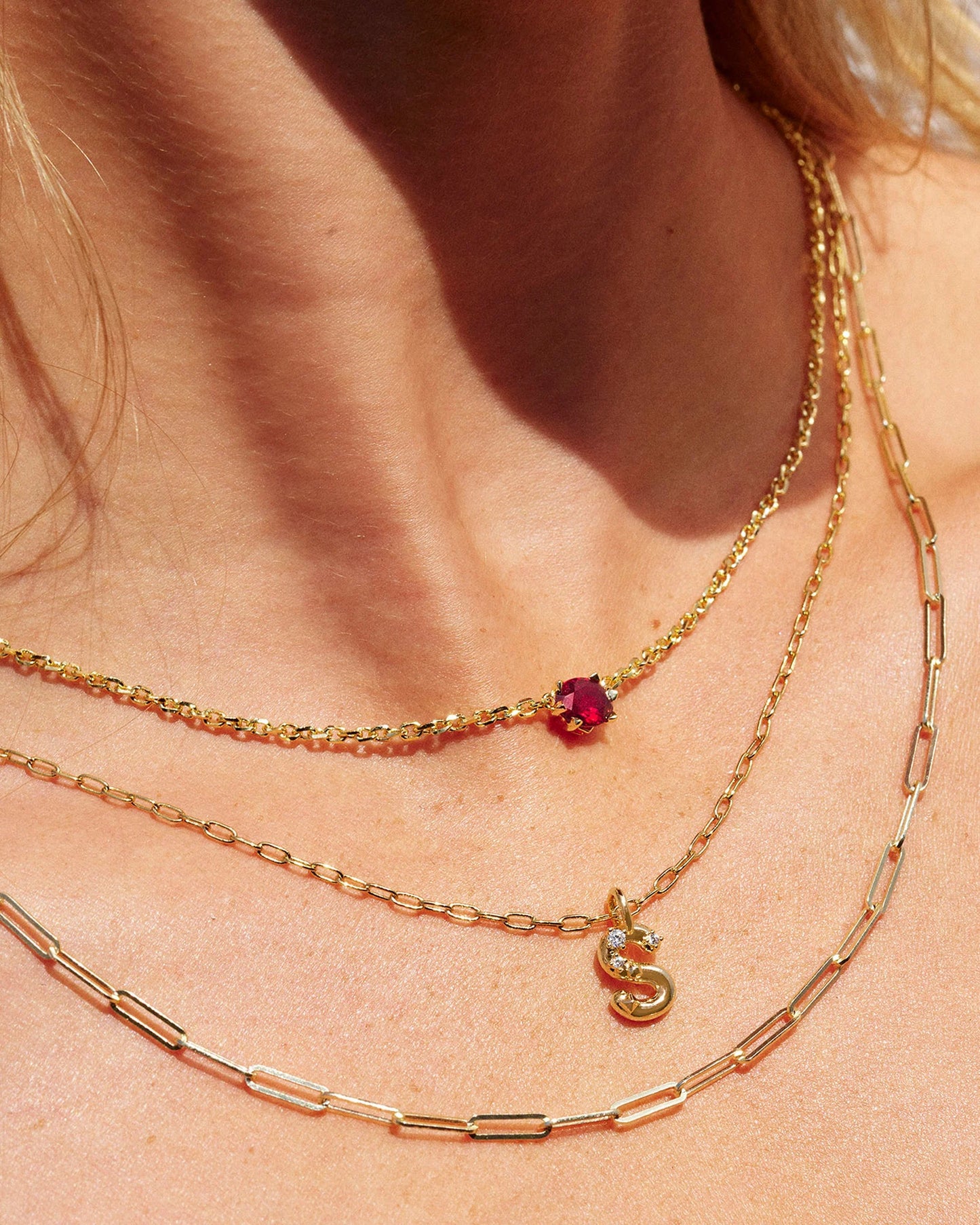 Kendra Scott - Cailin Gold Pendant Necklace - Red Crystal - Findlay Rowe Designs