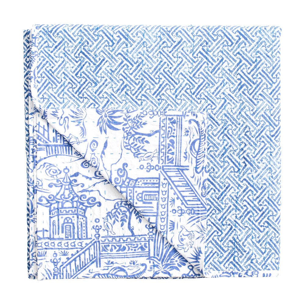 Caspari - Tablecloth - Reversible Kantha - Blue White Pagoda Toile