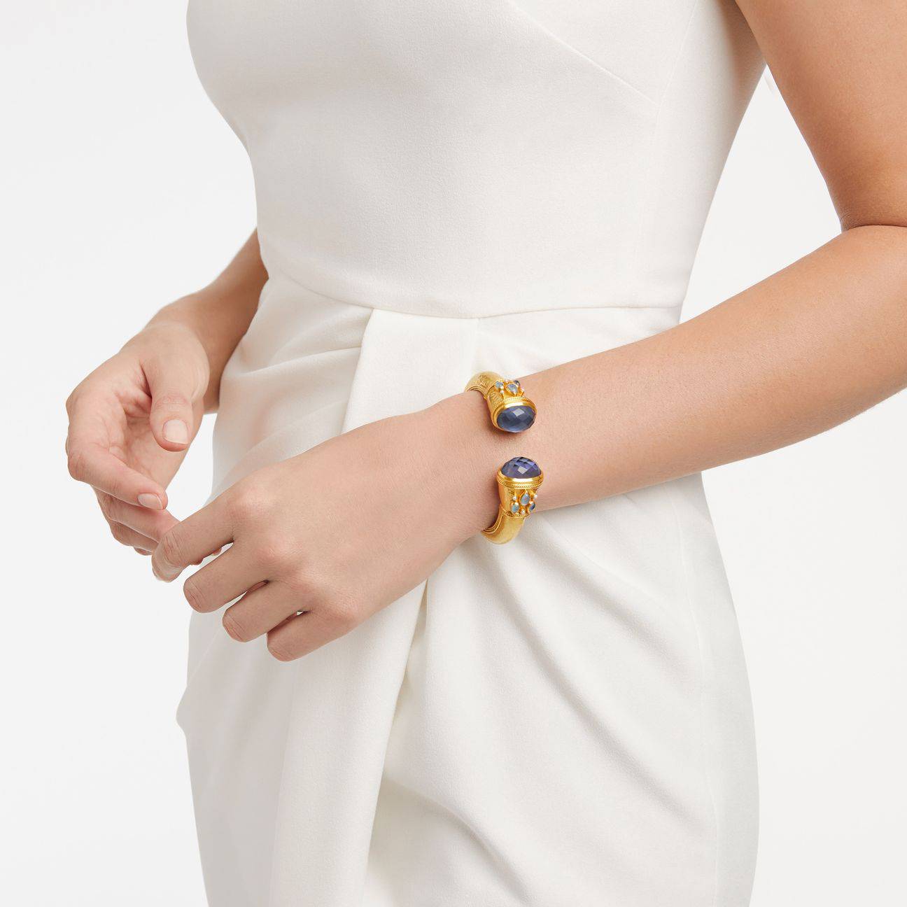 Julie Vos - Cassis Cuff - Obsidian Black - Findlay Rowe Designs