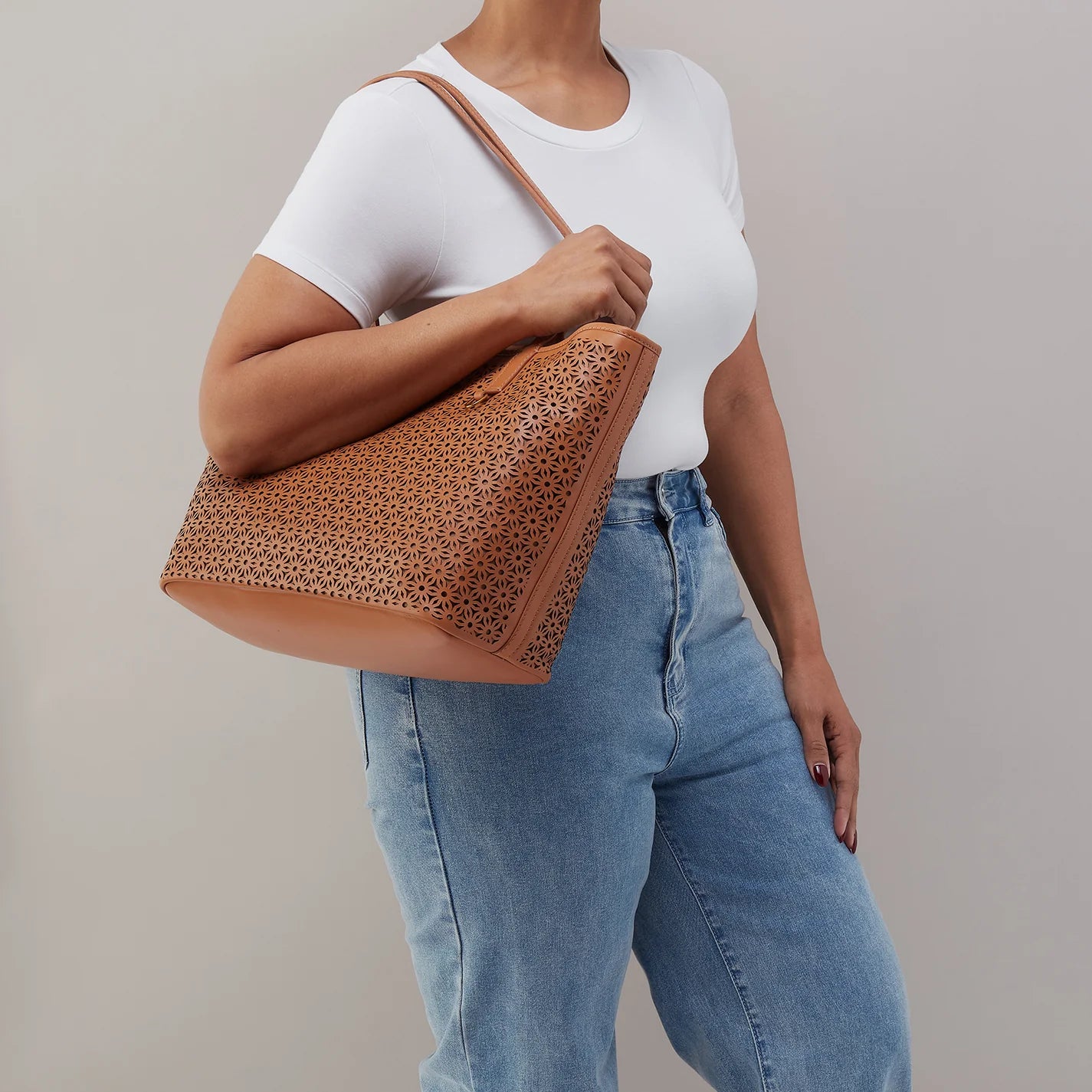 Hobo - All That Tote - Sun-Perf Leather - Canyon Petal