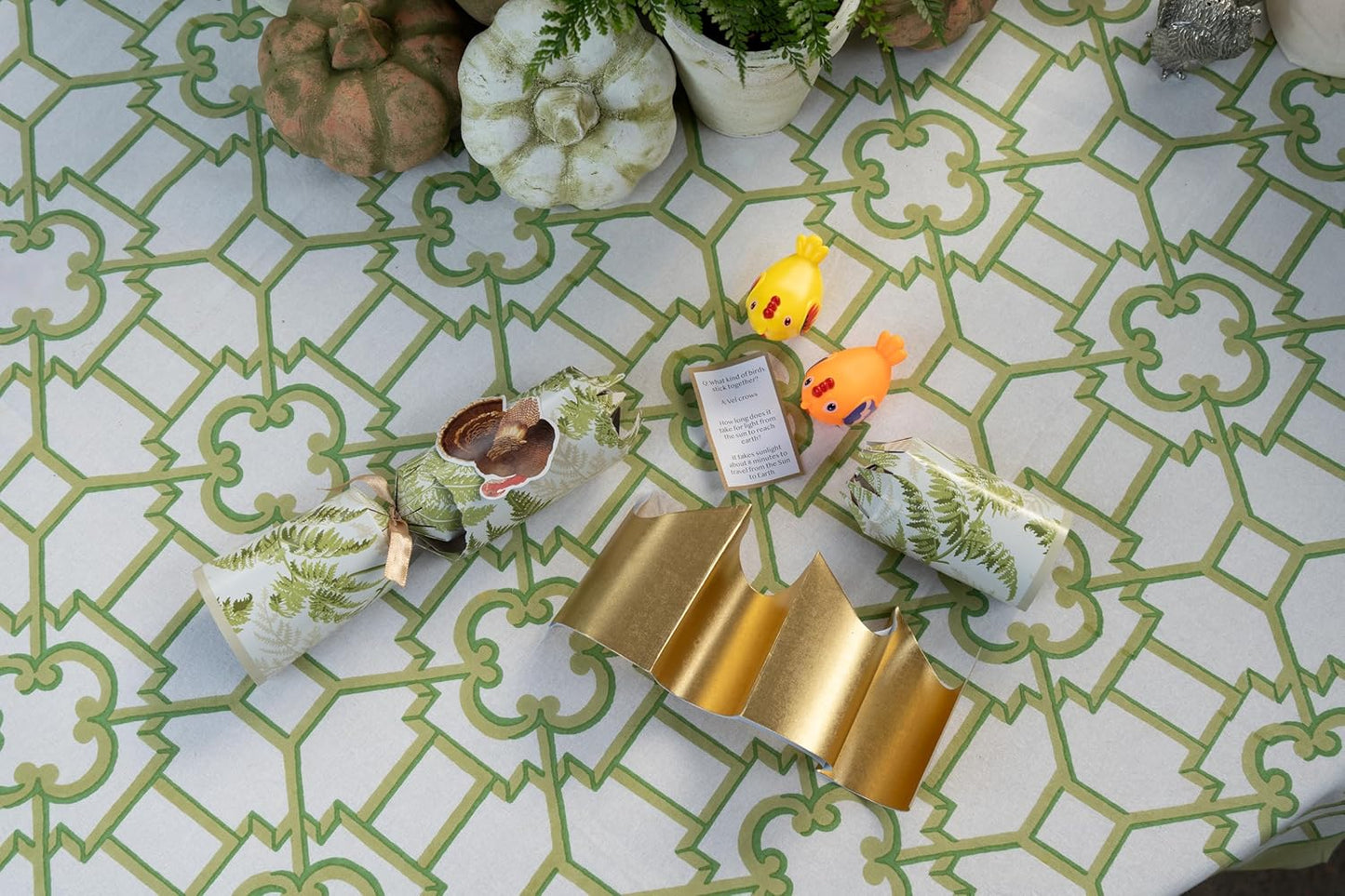 Caspari - Celebration Crackers - Turkey Among Ferns