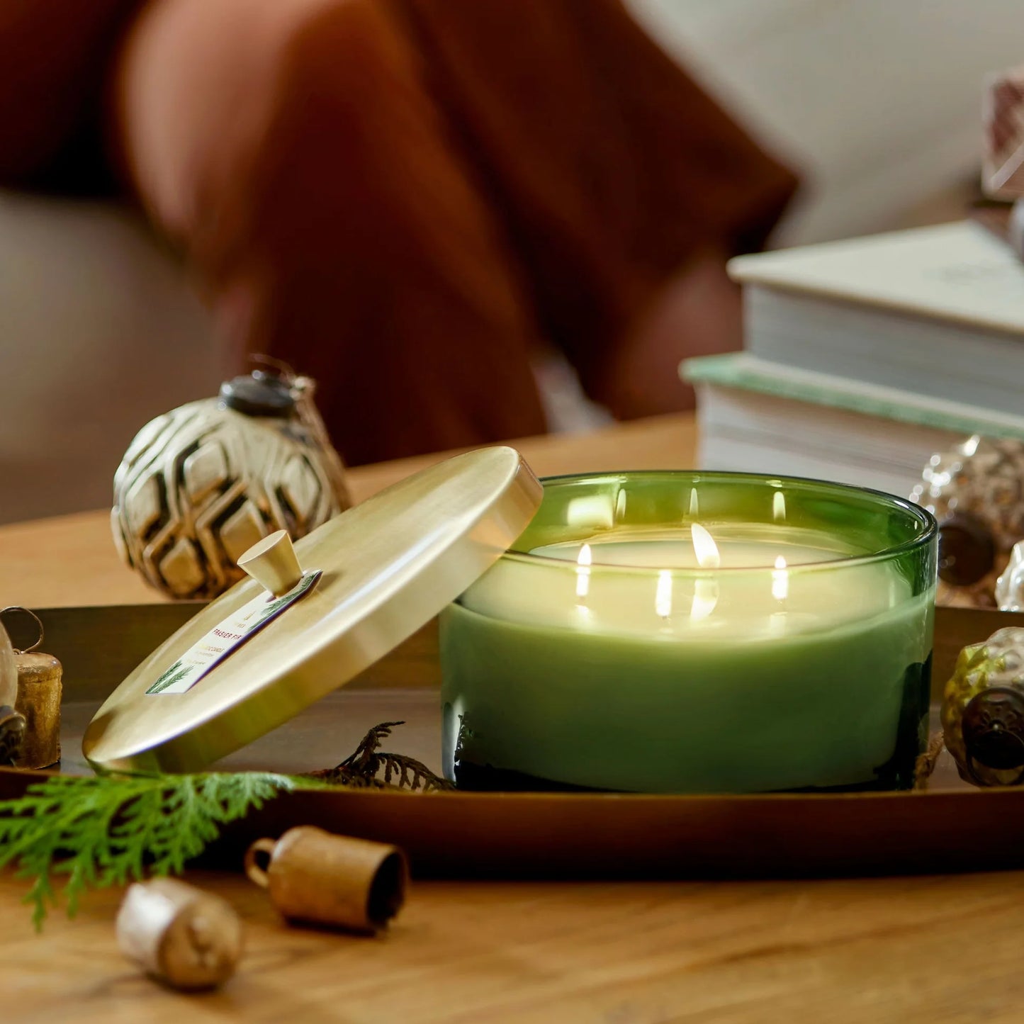 Frasier Fir - 4-Wick Poured Candle - Green