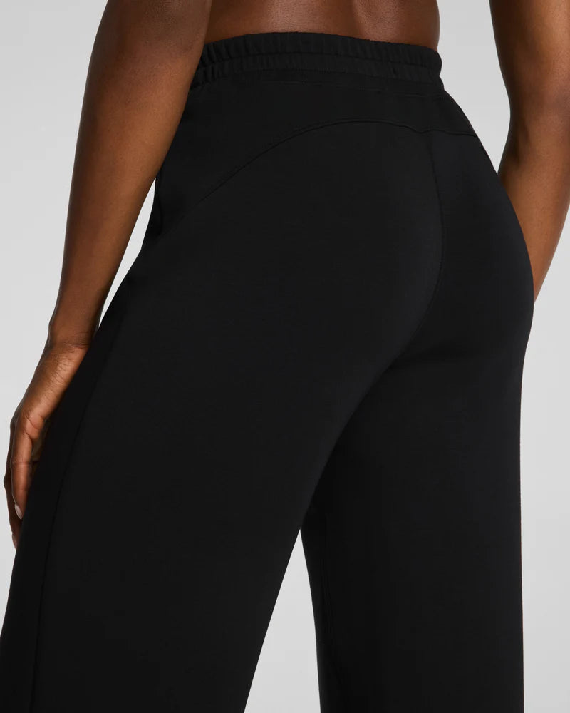 Spanx - Pant - AirEssentials Straight Leg - Very Black - Findlay Rowe Designs