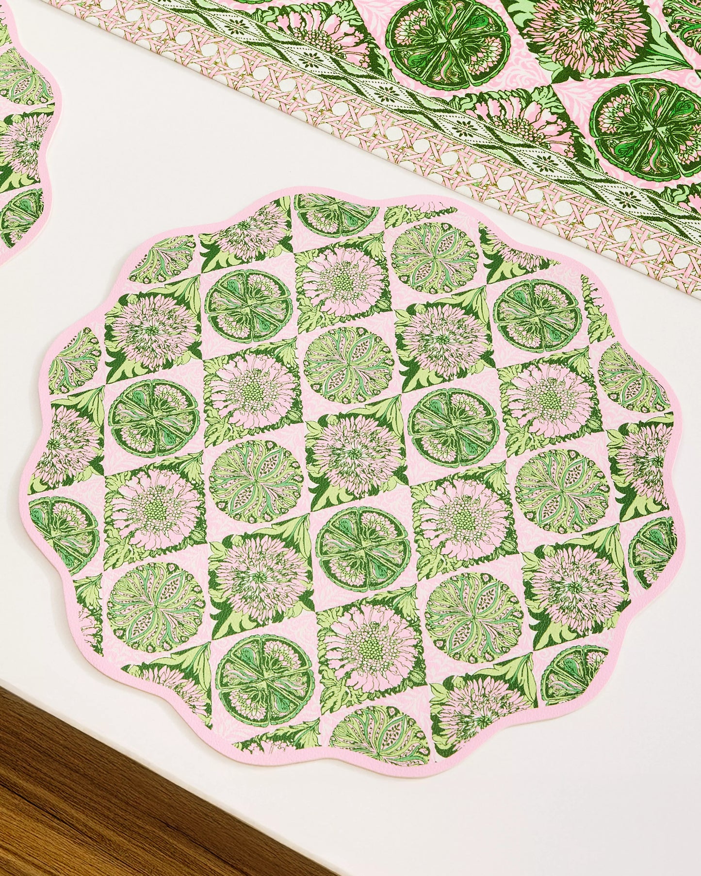 Lilly Pulitzer - Reversible Placemat - Tropical Tiles