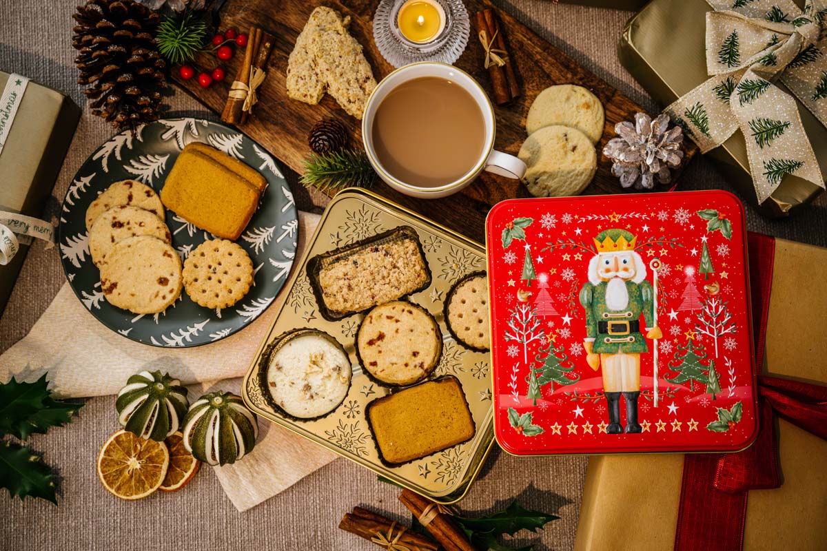 Farmhouse Biscuits - Cookie Tin - Nutcracker Festive Selection