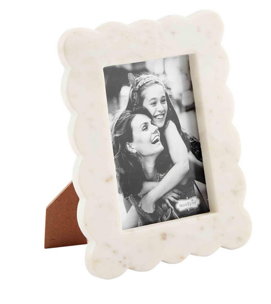 Mud Pie- Scalloped Marble Frame