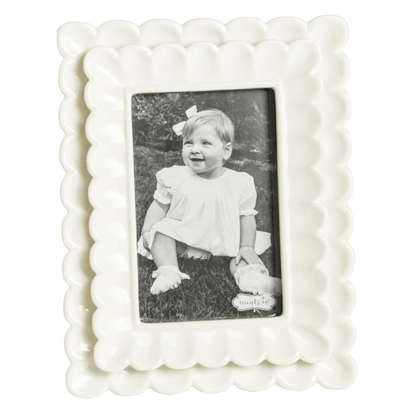 Mud Pie - Frame - 4x6 or 5x7 - White Scalloped - Findlay Rowe Designs