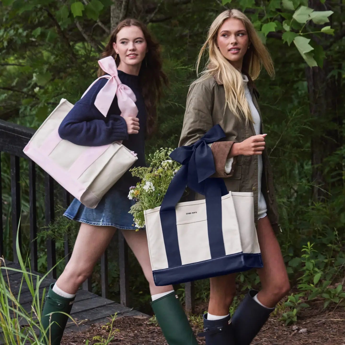 Case-Mate - Canvas Tote - Bow