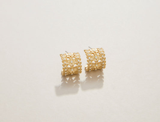 Spartina - Earrings - Parkwood Midi Hoop - 16mm White Opal - Findlay Rowe Designs