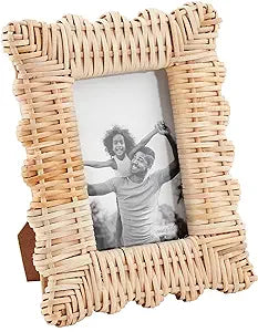 Muds Pie- Scalloped Woven Frame