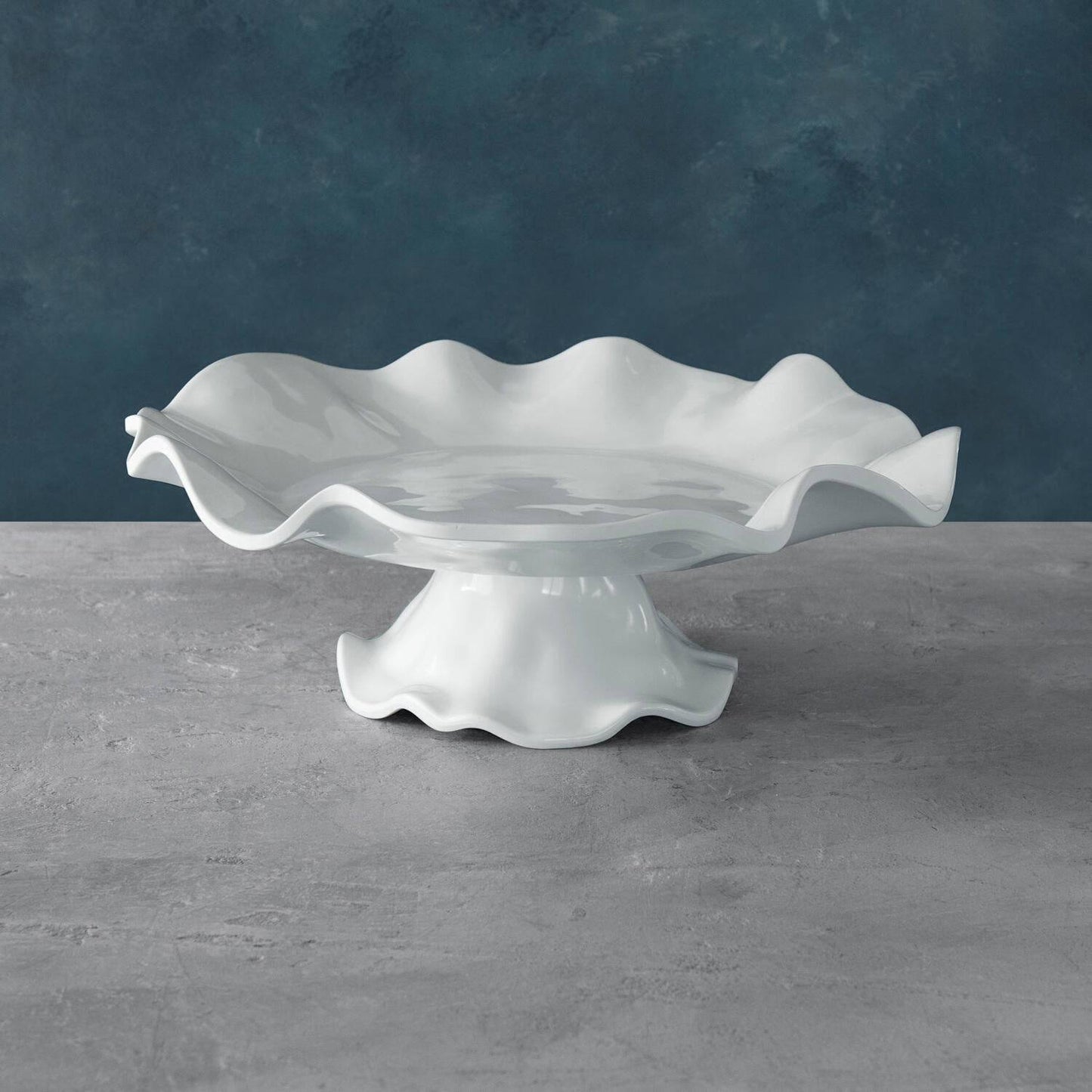 Beatriz Ball - VIDA Havana Pedestal Cake Plate (White) - Findlay Rowe Designs
