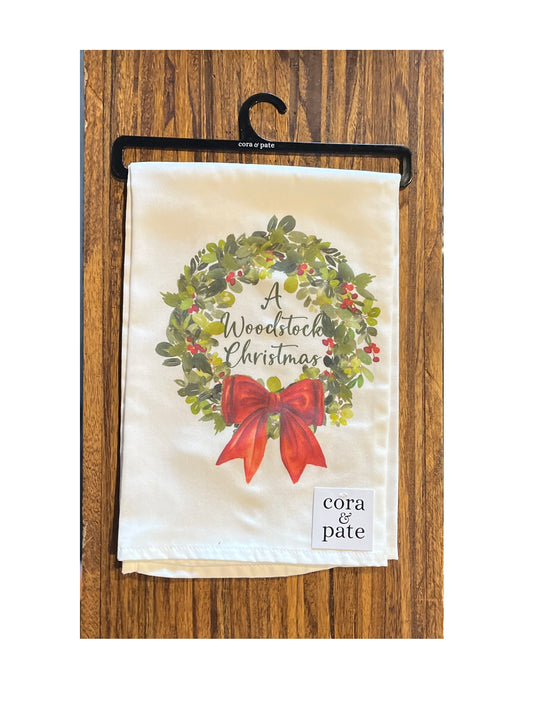 Cora and Pate - Towel - Christmas in Woodstock Wreath