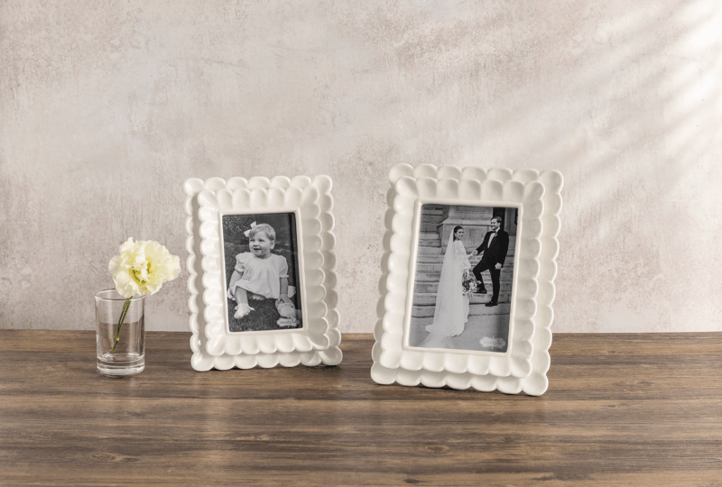 Mud Pie - Frame - 4x6 or 5x7 - White Scalloped - Findlay Rowe Designs