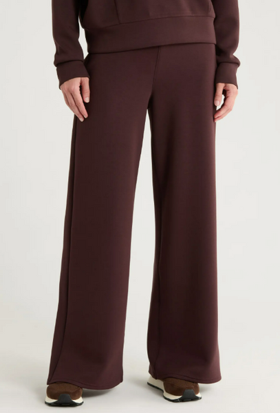 Spanx - AirEssentials Wide Leg Pants - Truffle | Findlay