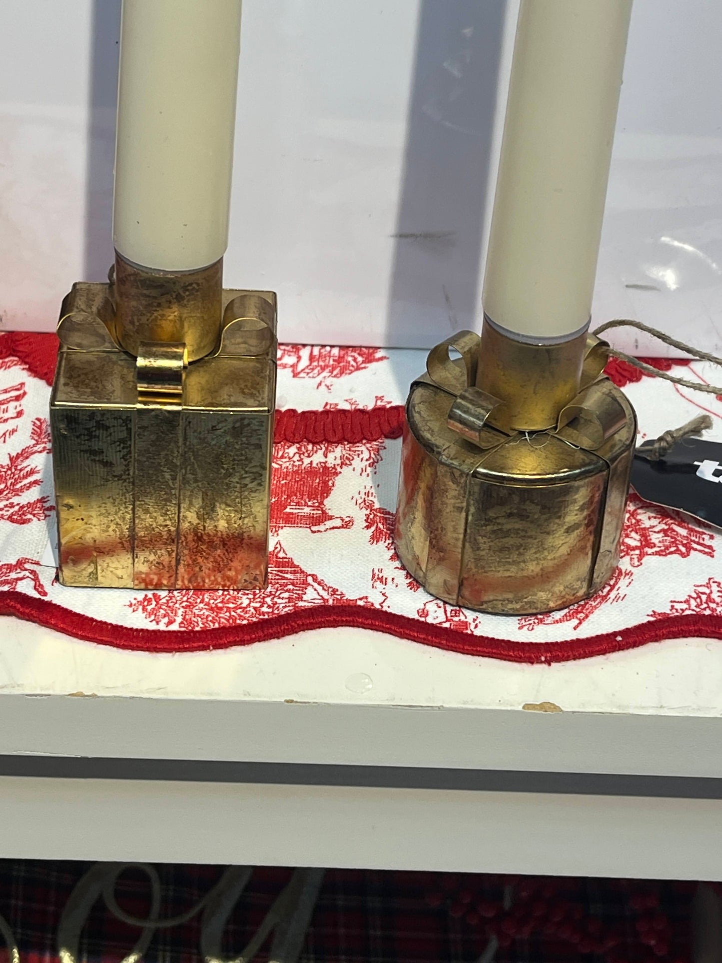 Tag - Taper Holder - Gold Gift Box